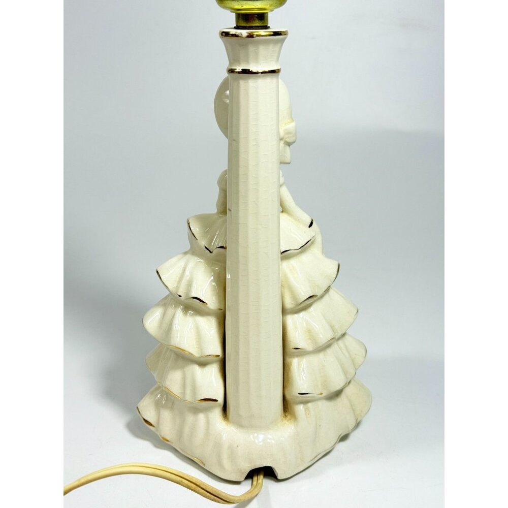 Porcelain Boudoir Table Small Night Light TV Television Lamp Southern Belle Girl - Picture 16 of 16